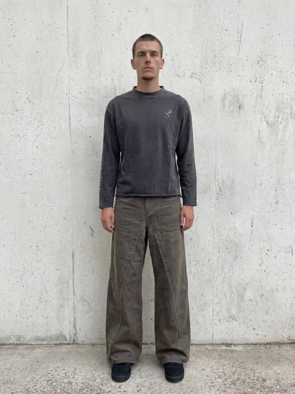 L'ATELIER DE LASSOR LONGSLEEVE