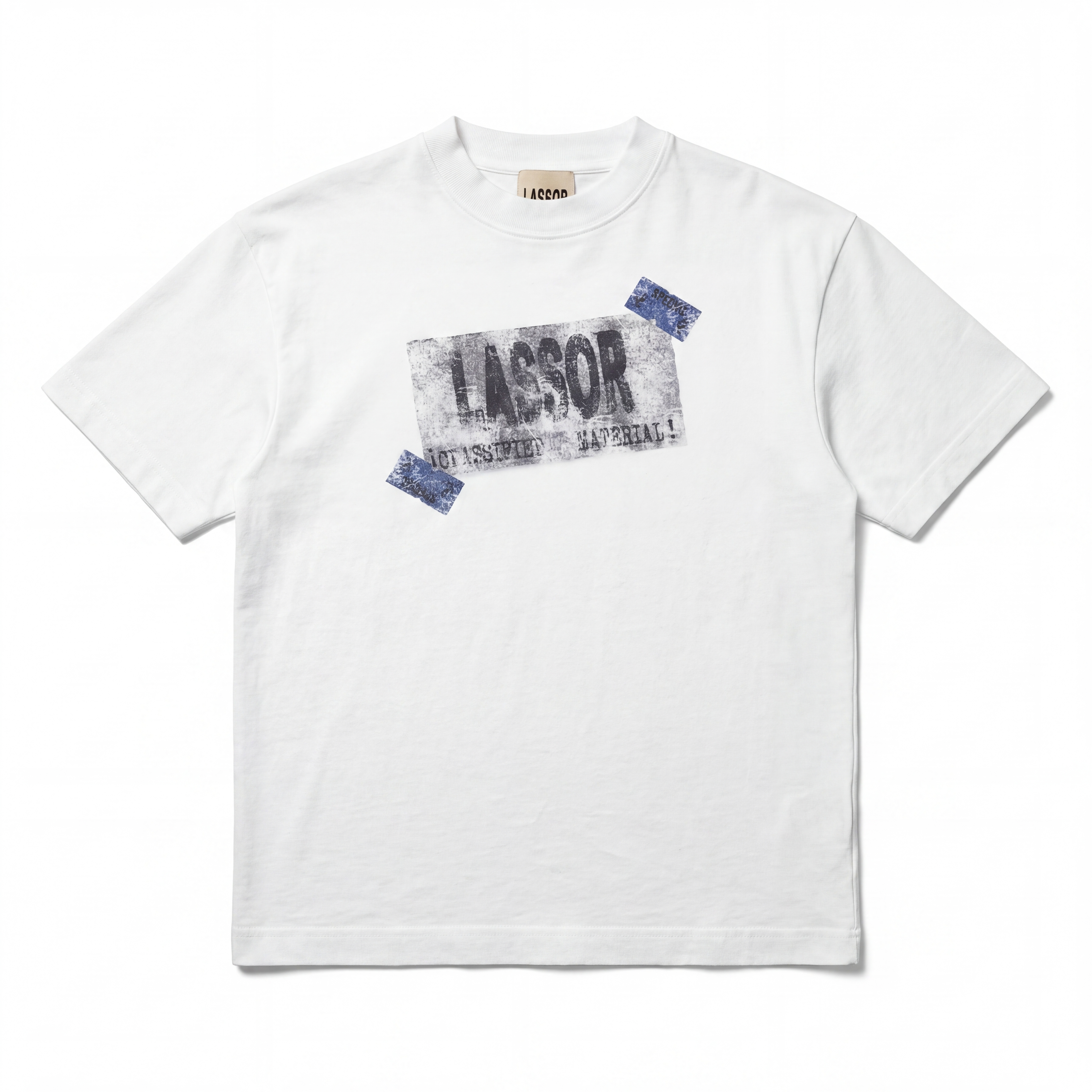 Camiseta blanca Classified Material con print frontal Lassor